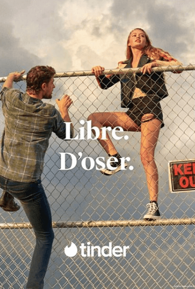 Tinder-affichage-sauvage-tapage-medias-street-guerilla-marketing