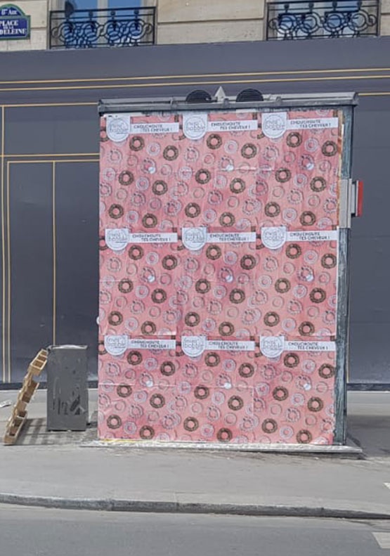 Invisibobble-affichage-sauvage-tapage-medias-guerilla-marketing-france