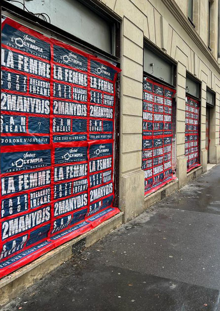 Hotel-amour-affichage-sauvage-tapage-medias-guerilla-marketing-paris