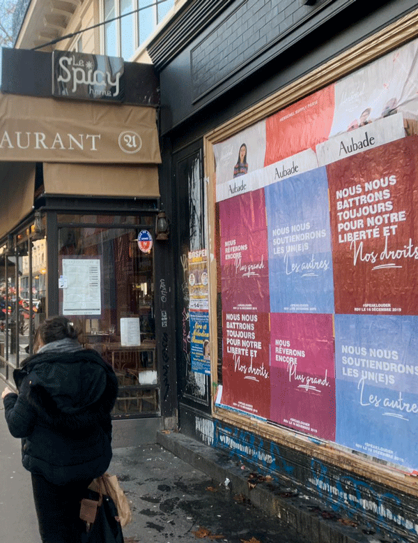 aufeminin-affichage-sauvage-tapage-medias-street-guerilla-marketing-campagne-publicitaire-paris