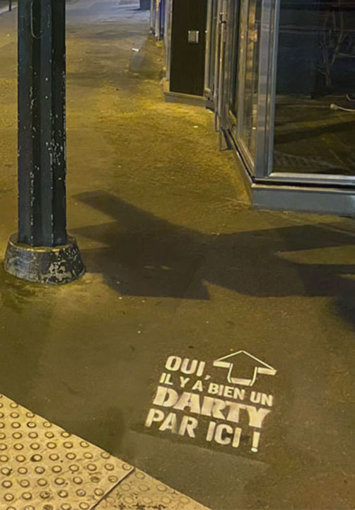 Darty-clean-tag-tapage-medias-street-guerilla-marketing-campagne-publicitaire