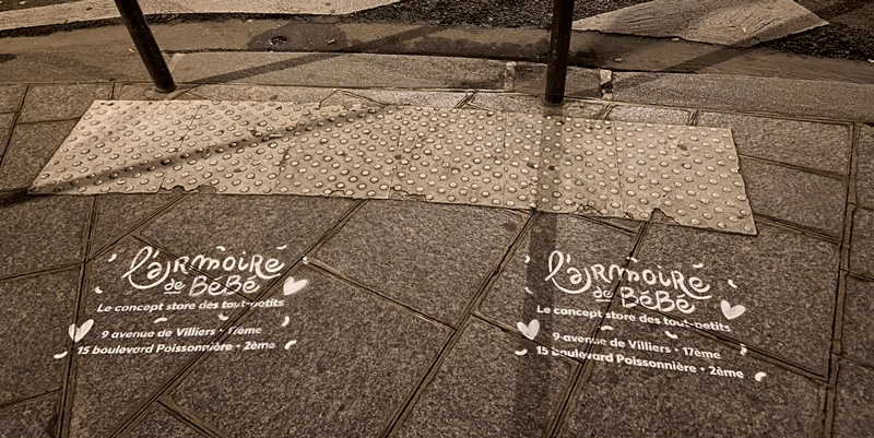 L’armoire-de-bébé-clean-tag-tapage-medias-street-guerilla-marketing-campagne-publicitaire-france